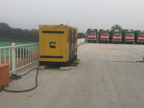 化德电力系统的稳定性和设备兼容性如何影响发电机组的频率规格？